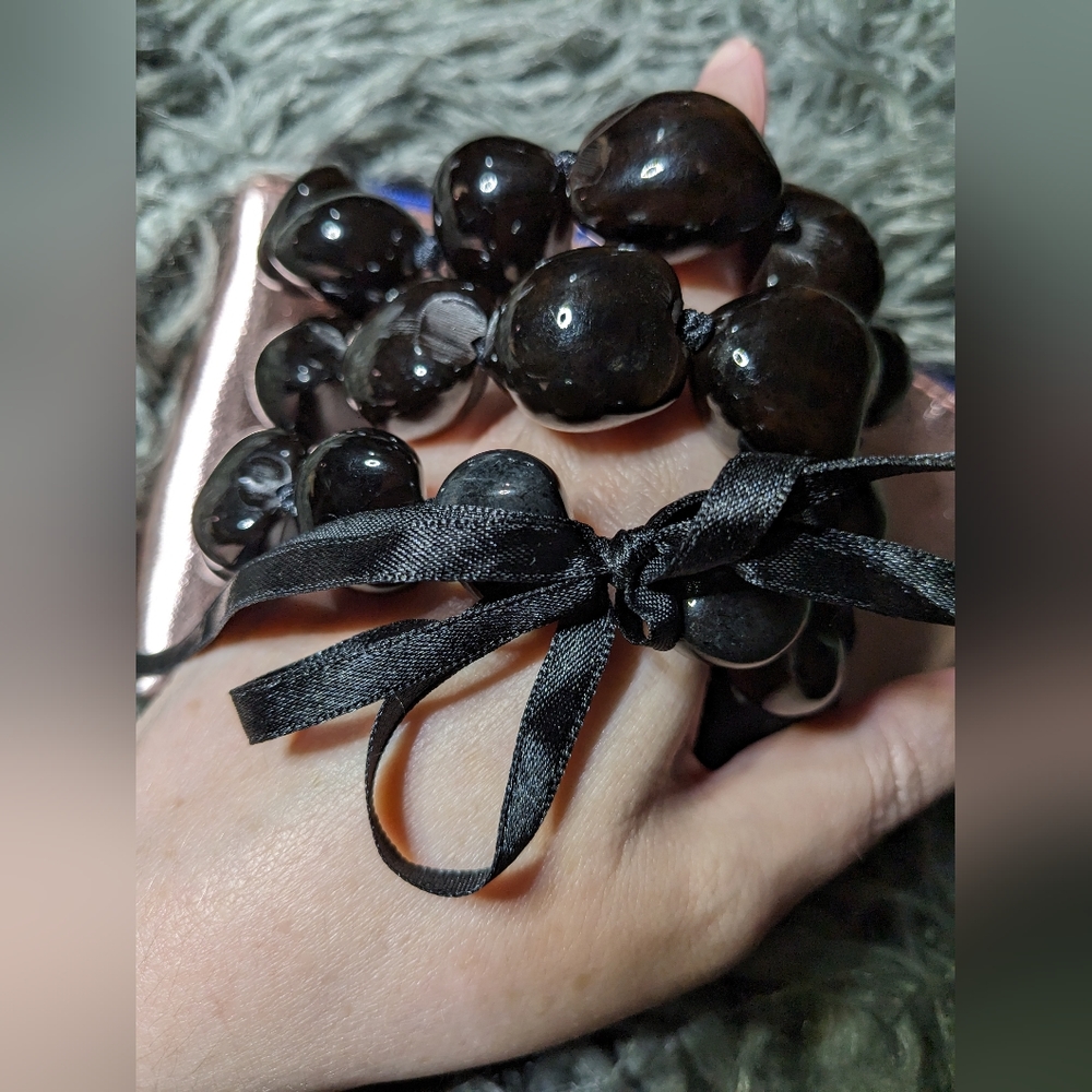 Kukui nut lei necklace